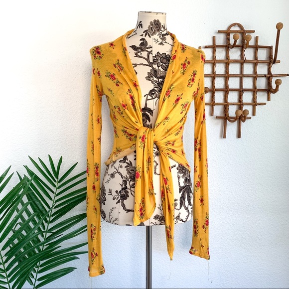 Urban Outfitters Tops - Urban Outfitters Kimchi Blue Floral Cardigan